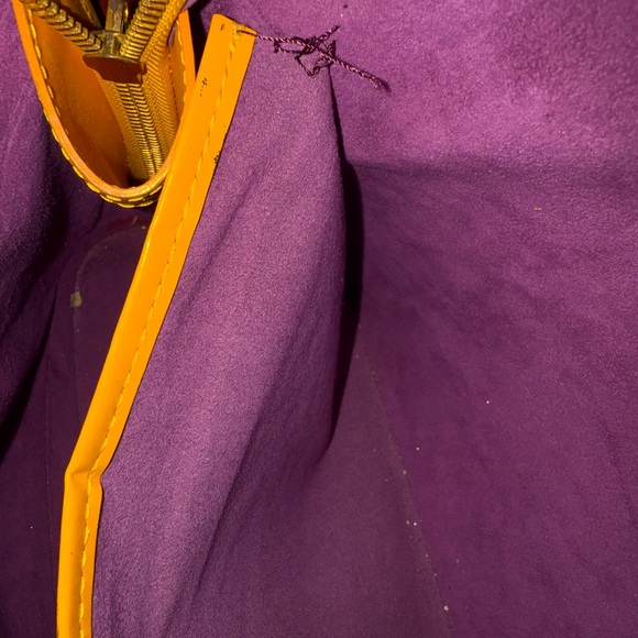 Louis Vuitton Epi Lussac Yellow Shoulder Bag - Picture 14 of 14